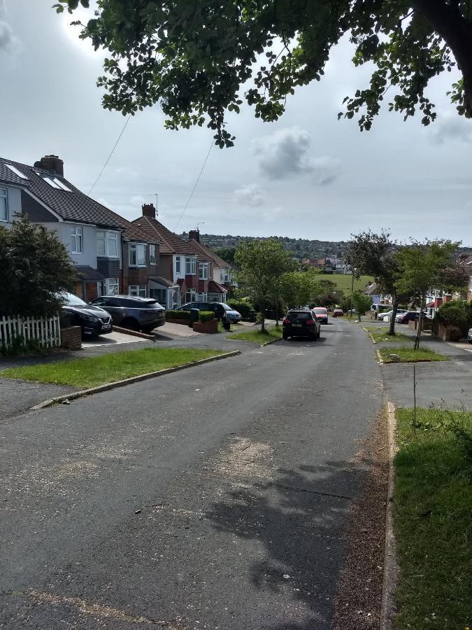 Ferienwohnung Quiet Comfortable Patcham Studio Free Parking Hallway Shared With Host Hove Exterior foto